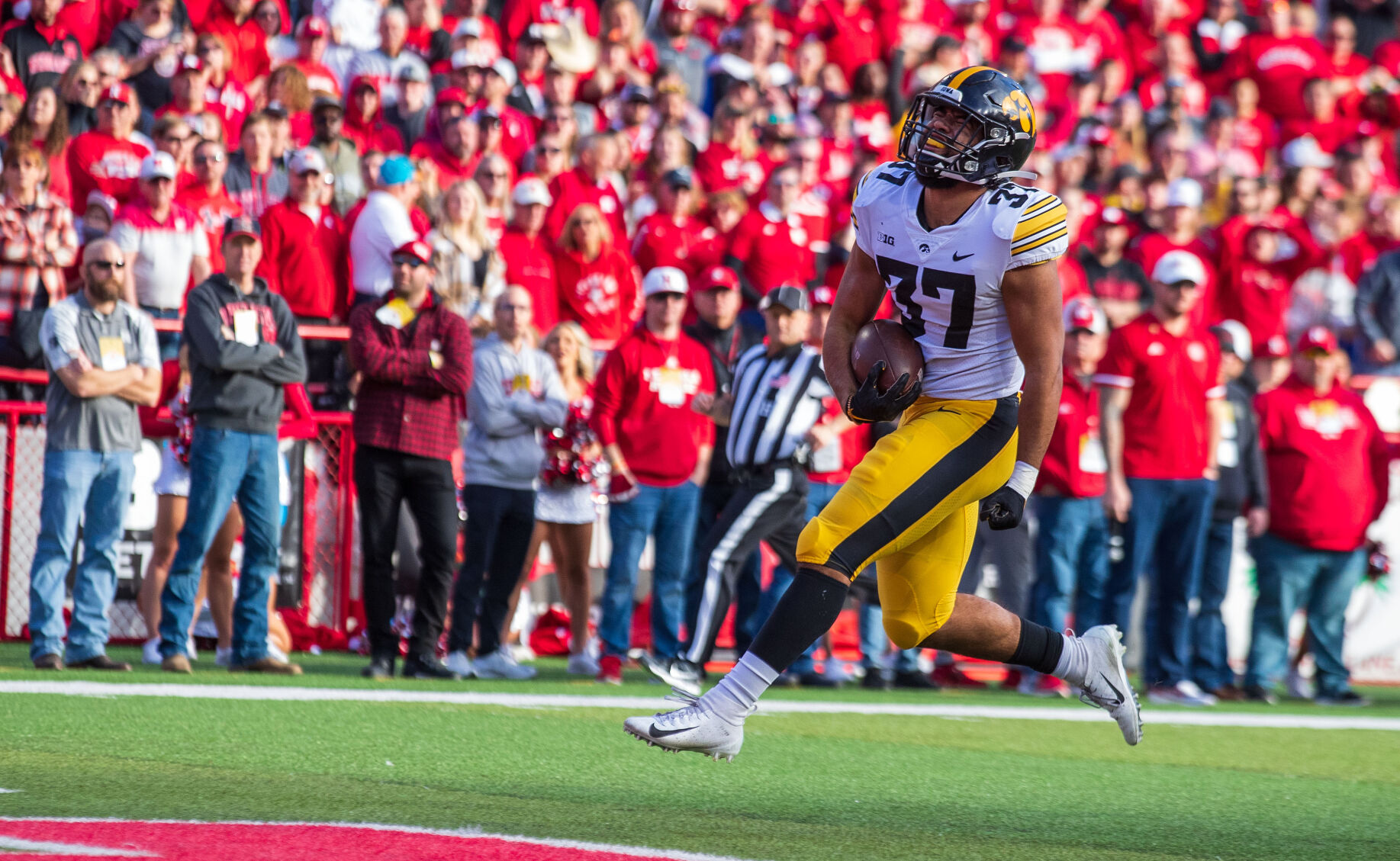 112721-owh-spo-nebraskaiowa-zl7.JPG